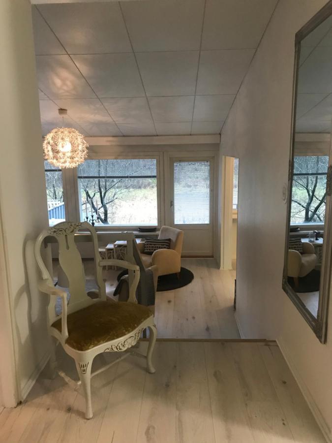 Tyylikaes Rivitaloasunto Lohjalla Luaran gambar